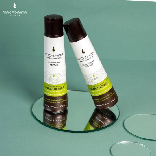 Dầu gội xã siêu dưỡng ẩm siêu mượt Macadamia Ultra Rich Moisture 300ml