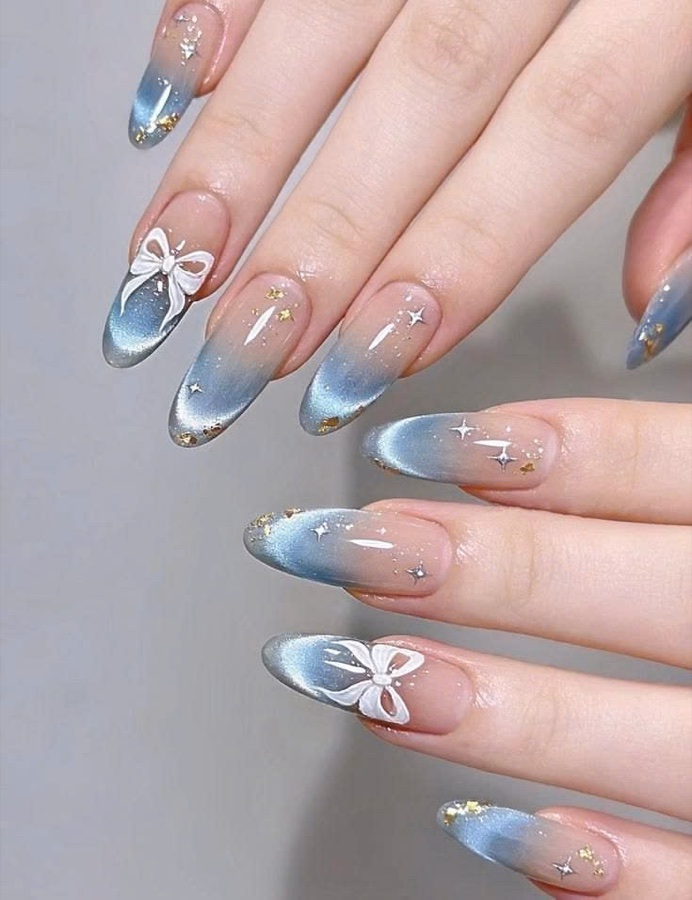 Kiểu Nail mắt mèo xanh